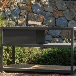 BRAND NEW Kitchen Dark Made of Die-cast Aluminum, Ideal Set for Outdoor
