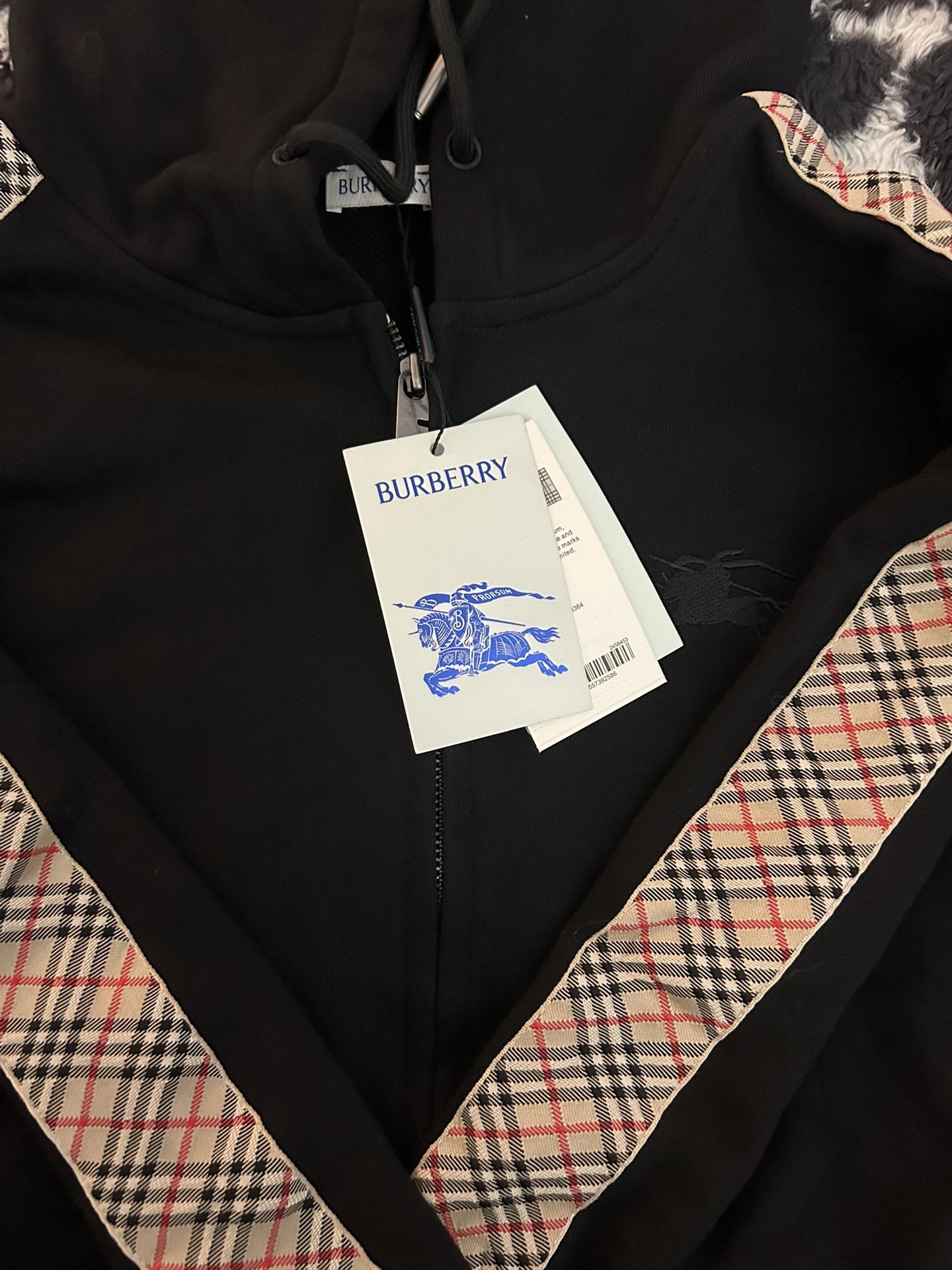 Burberry Sweater Size M