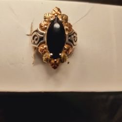 St.Silver Ring W/12 Kt. Blk Hills Gold Accents 