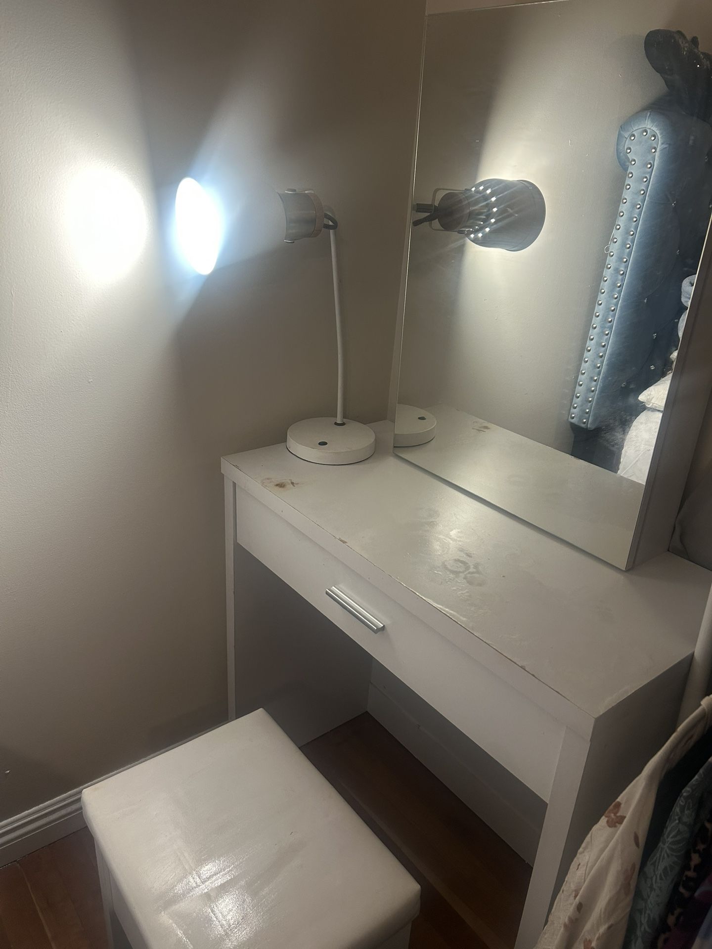 Vanity With Chair