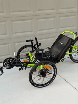 Catrike 559 recumbent trike