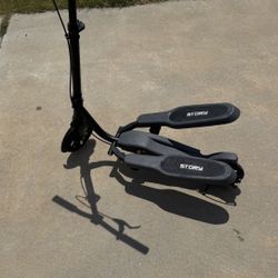 pedal scooter 