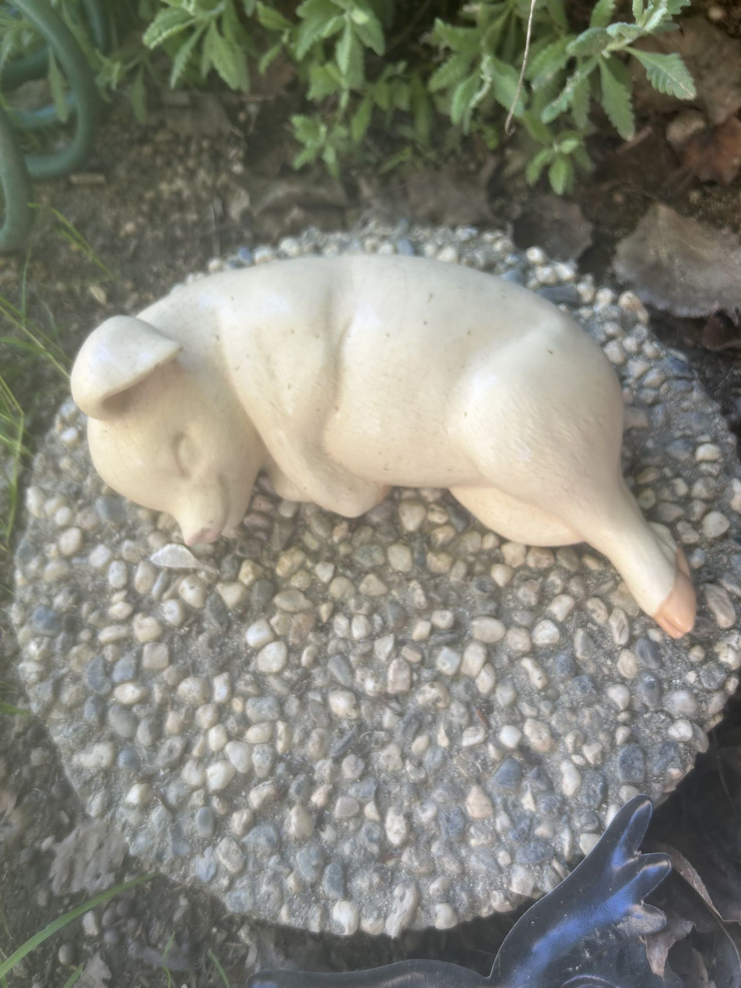 Outdoor Sleeping  Pig 🐷 Statue For Your Garden Price Firm
