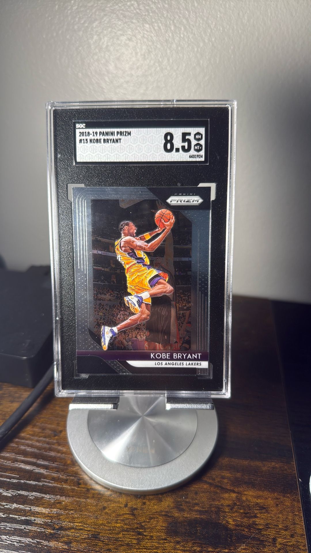 2018-19 Kobe Bryant Panini Prizm Graded 8.5