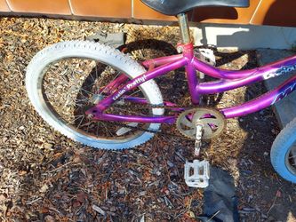 Girls bike