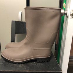 New  Rain Boots Size 13