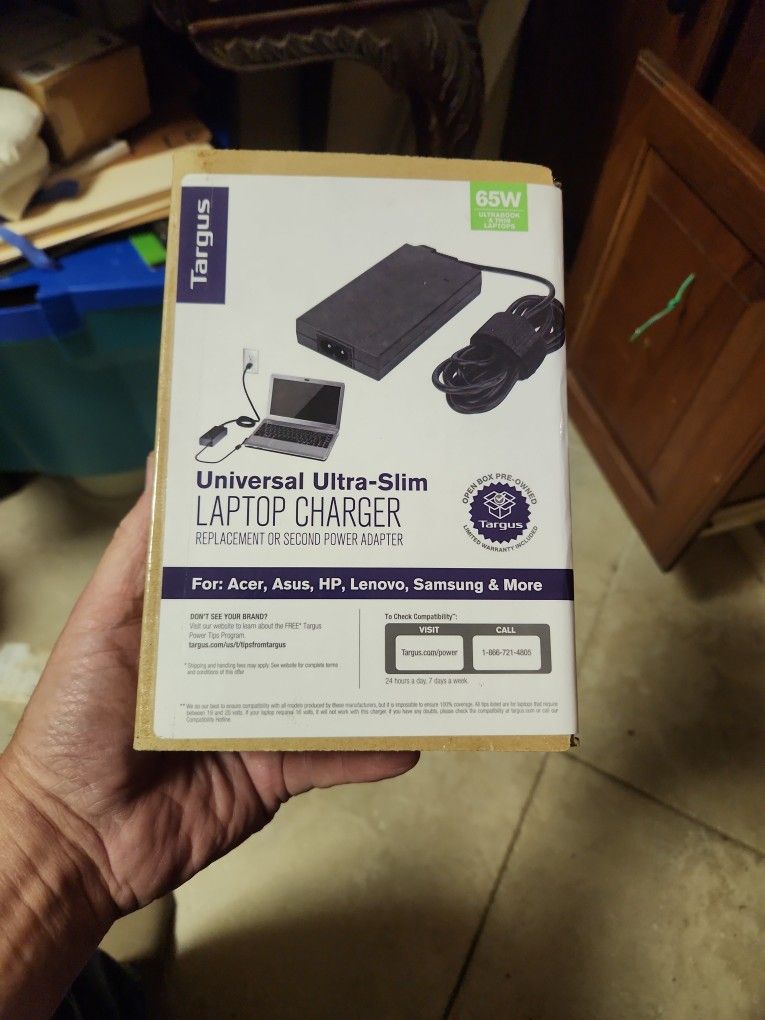 Universal Ultraslim Laptop Charger 65w NEW