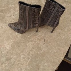 AVA SNAKE BCBGMAXAZRIA Shoes