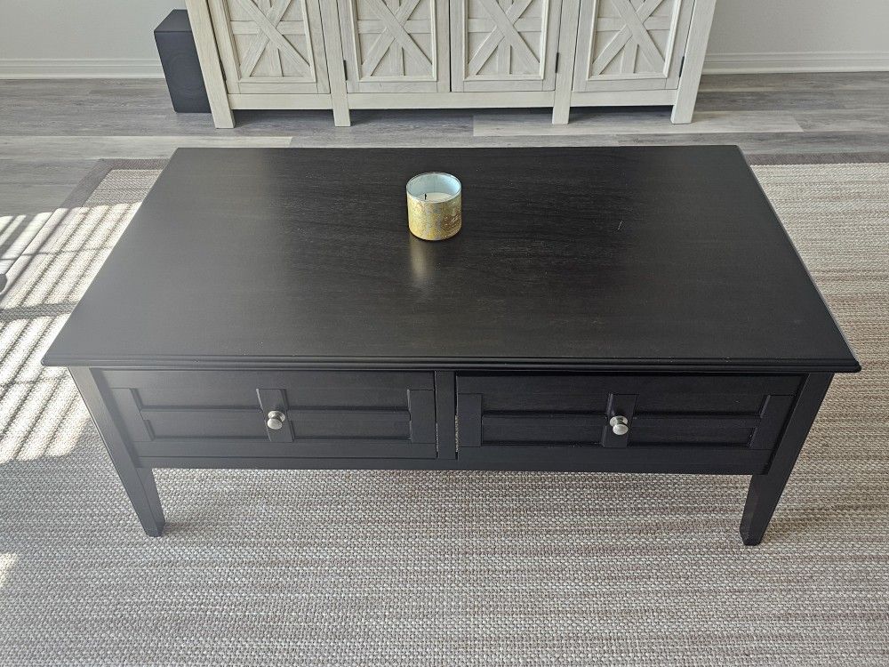 Coffee Table & End Tables
