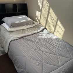 Twin Size bed (1 for 150$ or 2 for 270$)