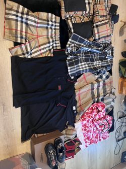 250 Each Some Items More Size Medium 