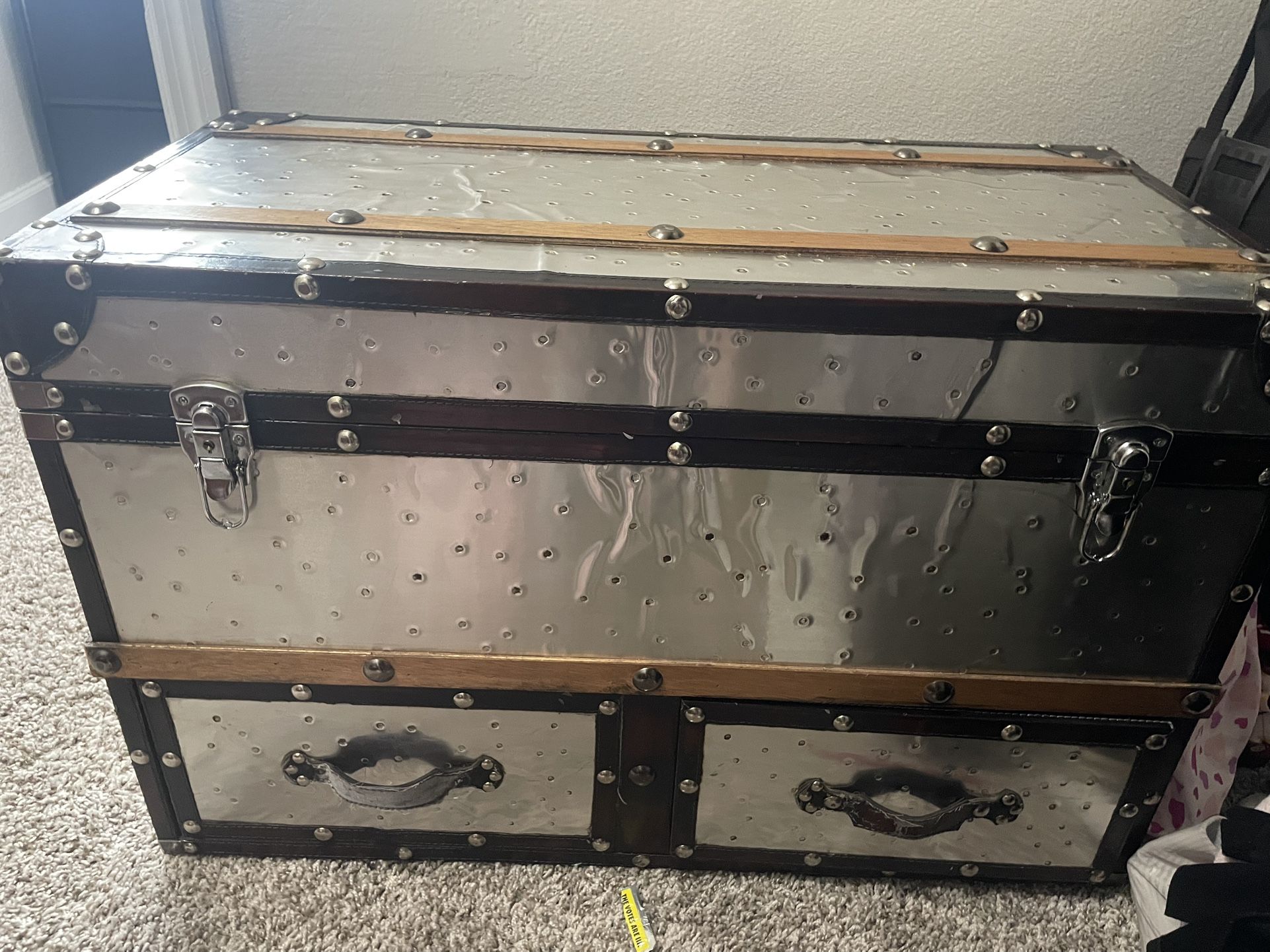 2010s Trunk/chest
