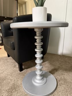Night Stand/ Side Table