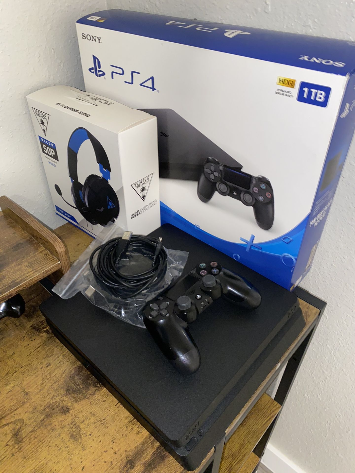 PS4 SLIM OBO