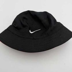 Reversable Nike Black Bucket Hat