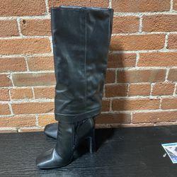 Women’s New Size 6.5 Boots