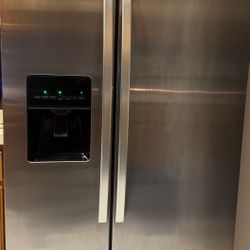 Kenmore CoolSpot Side By Side Refrigerator 