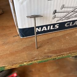 2.5” Sim-plex Square Cap Roofing Nails