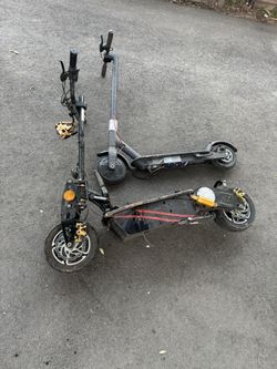 2 Scooters 