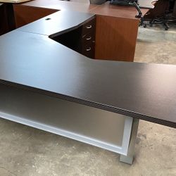 L shaped desk