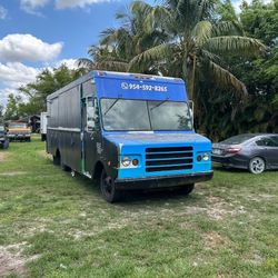 2002 Workhorse Custom Cha Forward Control