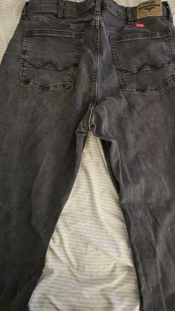 Men's relaxed boot jeans