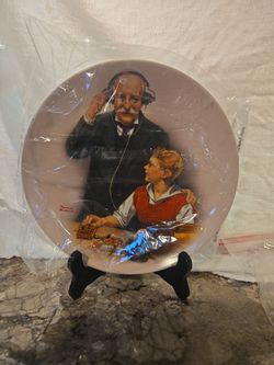 Norman Rockwell Collectible Plates Set of 2 (Knowles / Bradford Exchange)