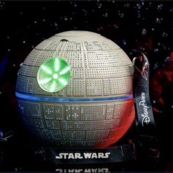 Disney Parks Disneyland STAR WARS Death Star Popcorn Bucket 