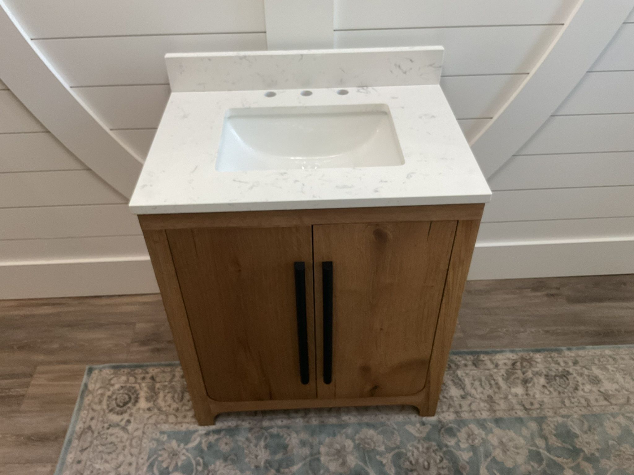 NEW 30“ Bathroom Vanity w Sink And Marble Top .. BRAND NEW!