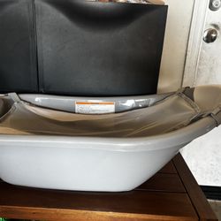 Baby Bath With Newborn Insert