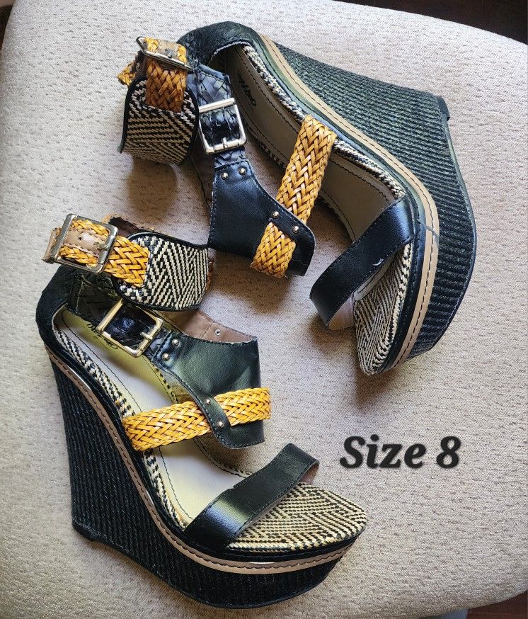 Stylish Woven and Leather-like Wedges - Excellent Condition