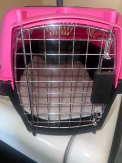 Petmate Pink 1 Door Load Dog Kennel 19” Long x 10” tall x 11” Wide