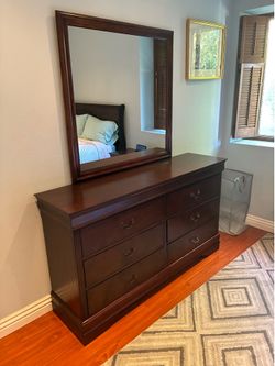 Full Size Bedroom Set: Move Out Sale