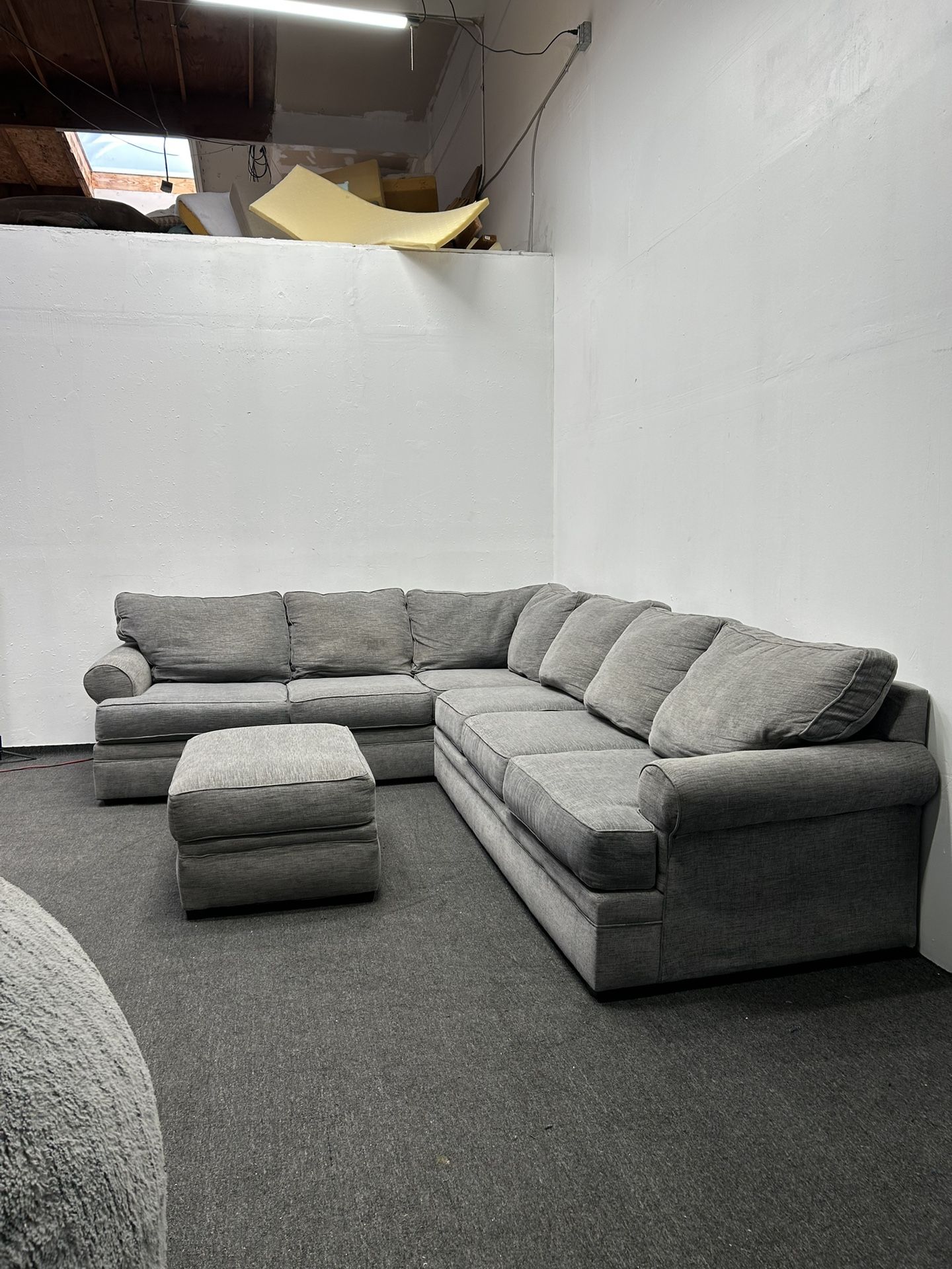Large Jeromes 3 Piece Sectional With Ottoman