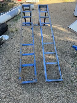 Two Metal Incline Ramps Perfect For Snowboarding Or Loading Ramps