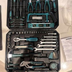 79-Piece Tool Set - Complete with Tool Box, Ratchet Handle, Bits Driver, Adjustable Wrench, S-11