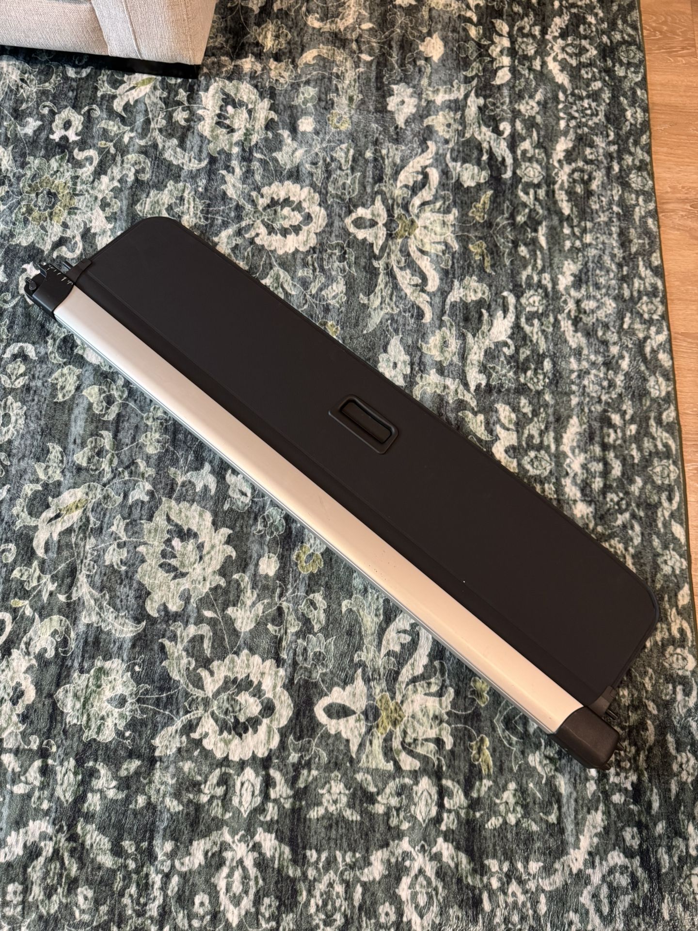 Genuine Range Rover Sport L494 Retractable Cargo Cover OEM 2014 - 2020 Black