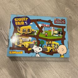 Peanuts Snoopy Street Fair School Bus Building Block Set Lego