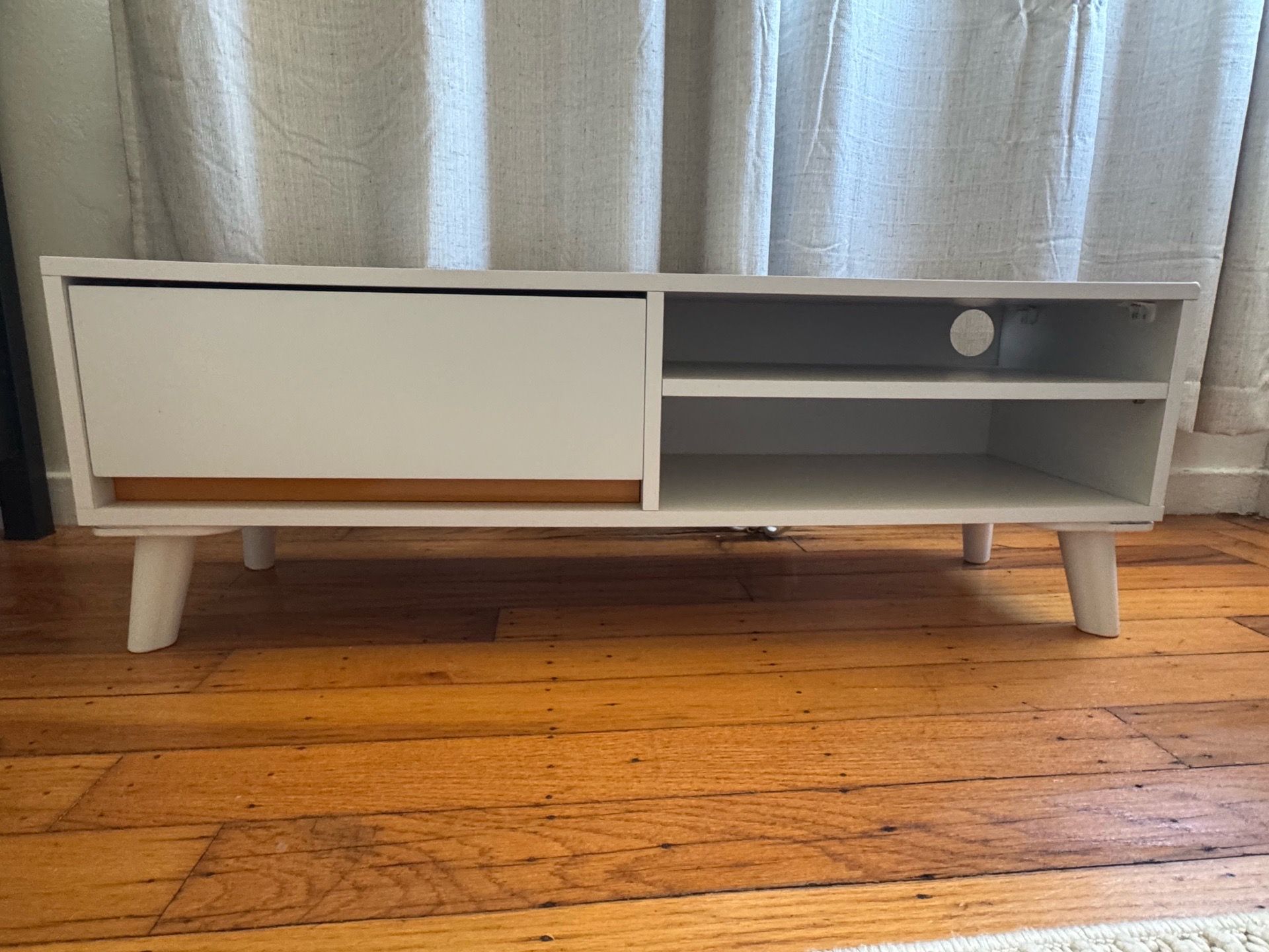 Modern White TV Stand / Media Console with Storage