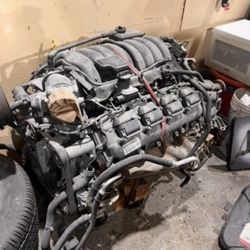 Dodge Charge Hemi 5.7 V8 With Transmission 