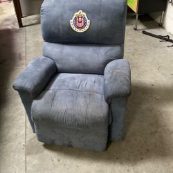 Couch / Recliner 