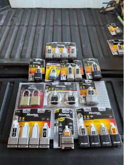 Master Locks  Key and Combination