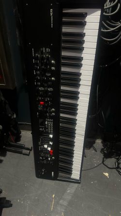 Yamaha YC73 Keyboard
