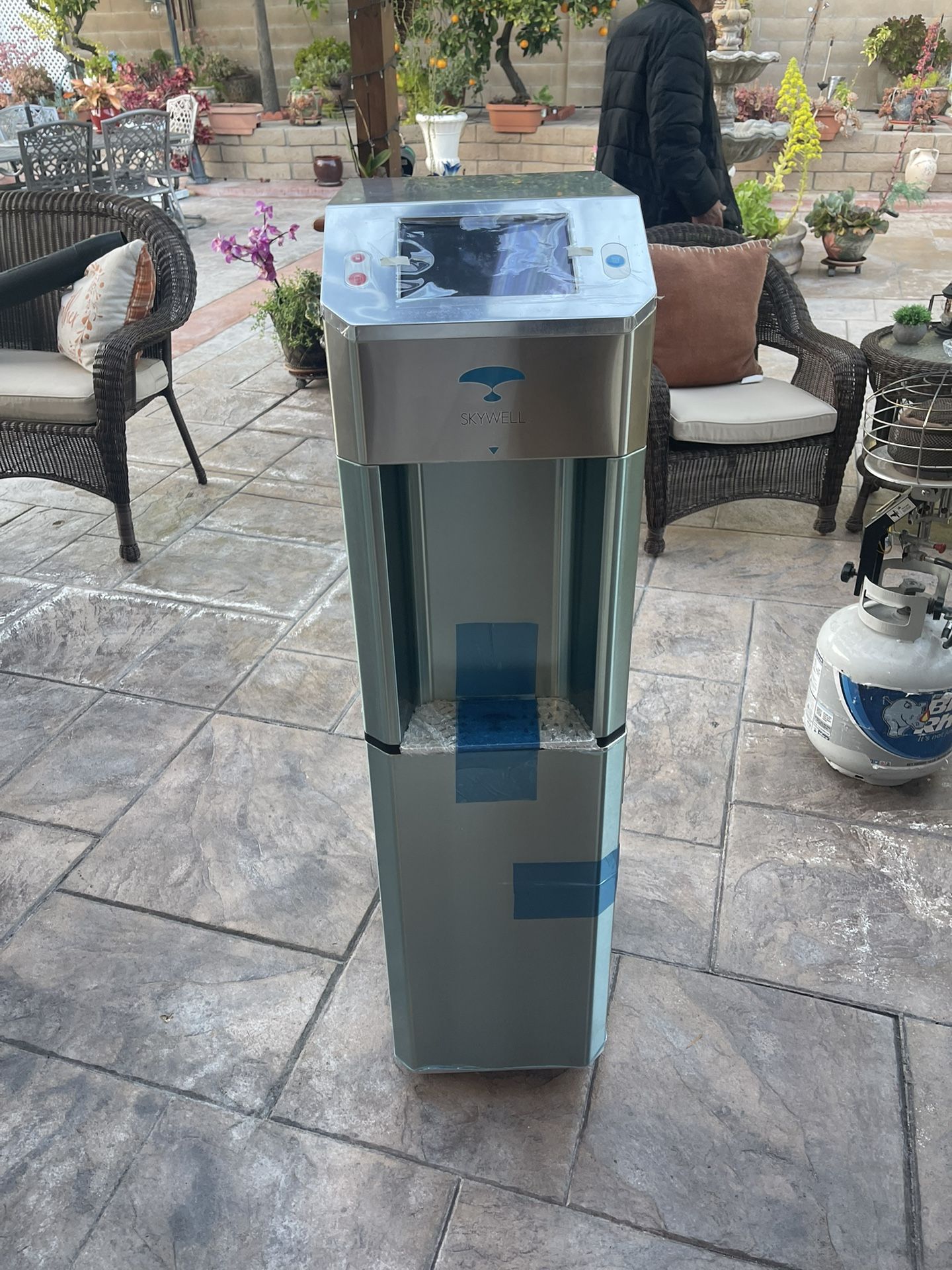 SKYWELL 5T WATER DISPENSER