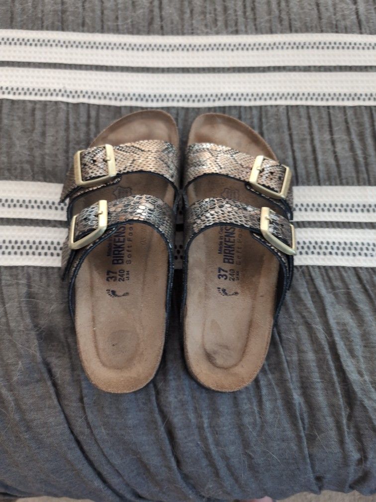 Women's Birkenstock Sandals Size37