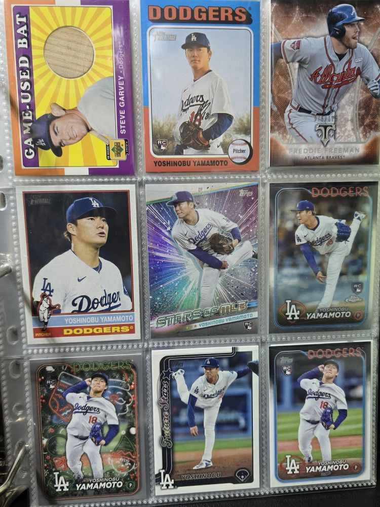 Topps Baseball Cards Lot