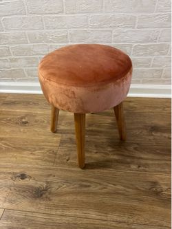 velvet pouf with wooden legs