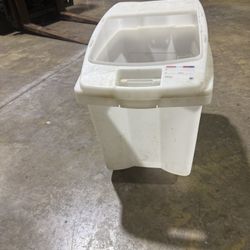 Half Size Bakers Ingredient Bin