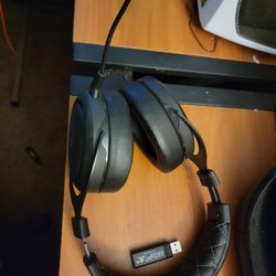 Corsair HS70 PC Gaming Headphones