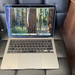 MacBook Air 13-inch- Mac OS Sequioa, core i5